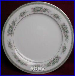 NORITKE china BRISTOL 5504 pattern 25-piece LOT 7 Dinner 8 Salad 9 Bread Plates