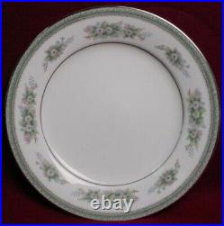 NORITKE china BRISTOL 5504 pattern 25-piece LOT 7 Dinner 8 Salad 9 Bread Plates