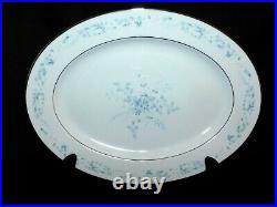 New In Box Noritake Carolyn Pattern 45 Pcs Service for 8 + Serving Pieces w2s22
