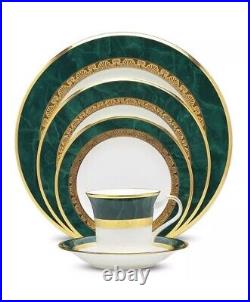 New Sealed NORITAKE Fitzgerald 4712 Green & Gold Trim 5 Piece Place Setting
