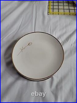 Nora By Noritake China Dinnerware set for 6 With Rare S&P Shakers And More