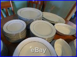 Noritake 12 pl complete dinnerware set Kendal pattern excel cond. 93pc