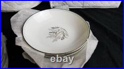 Noritake 64 Piece China Dinnerware Japanese Set Taryn Pattern 5912 Porcelain