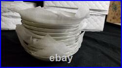 Noritake 64 Piece China Dinnerware Japanese Set Taryn Pattern 5912 Porcelain