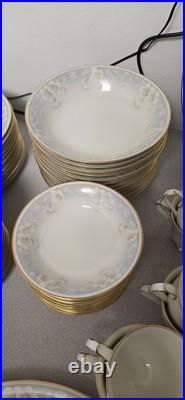 Noritake 7273 Marianne Platinum-Rimmed 12-Person China Set of 90 p. Excellent