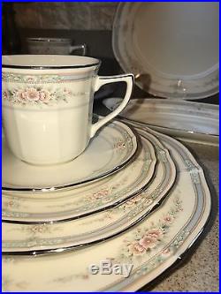 Noritake #7293 Rothschild Ivory China 3- 5 pc. Place setting Celery 18 pc. Total