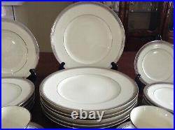 Noritake Ardmore Platinum 30 Piece Set, 6 Five Pc Place Settings-7601 Pristine