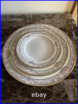 Noritake Bone China 9737 Barrymore Six Place Settings /30 Pcs
