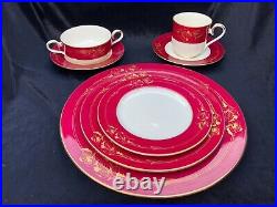 Noritake Bone China Ruby Garland Pattern 7-Piece Place Settings