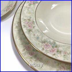 Noritake Bone China Willowbrook 7 PC Setting Japan Cream Floral Gold #9722 (NEW)