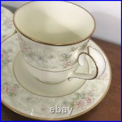 Noritake Bone China Willowbrook 7 PC Setting Japan Cream Floral Gold #9722 (NEW)