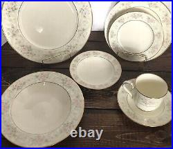 Noritake Bone China Willowbrook 7 PC Setting Japan Cream Floral Gold #9722 (NEW)