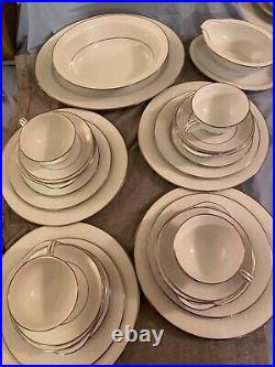 Noritake Buckingham 31 Piece Set Dinner, Salad, Dessert Plates, mug, Saucer