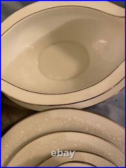 Noritake Buckingham 31 Piece Set Dinner, Salad, Dessert Plates, mug, Saucer