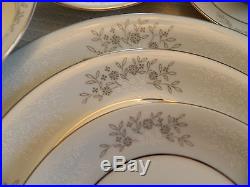 Noritake China #5858 Blueridge Set for 11+ with7 Serving Pieces BW3-2