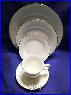 Noritake China 7192 Affection 12 Place Setting / 60 Pcs Excellent Condition