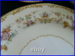 Noritake China Aberdale Dinnerware Set for 10 with7 Serving Pieces Storage