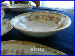 Noritake China Aberdale Dinnerware Set for 10 with7 Serving Pieces Storage