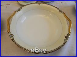 Noritake China Baroda Dinnerware Set for (7) with6 Serving Pieces BW5-2