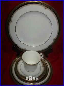 Noritake China Gold and Sable 5 Piece Place Setting NEW
