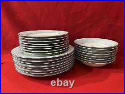 Noritake China Mavis 5543 Dinnerware Set, 24 Pieces, (A1446) Made In Japan