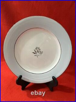 Noritake China Mavis 5543 Dinnerware Set, 24 Pieces, (A1446) Made In Japan