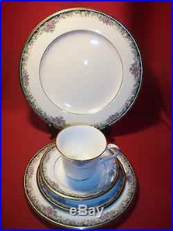 Noritake China Mi Amor 5 Piece Place Setting