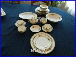 Noritake China Romeo Set of 25 Pieces 16-2