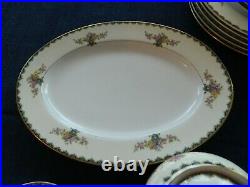 Noritake China Romeo Set of 25 Pieces 16-2