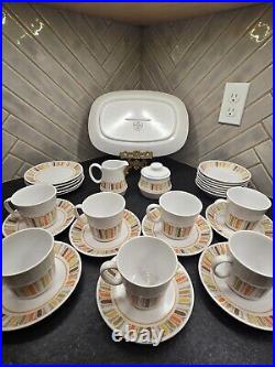 Noritake China Set 30 Pieces Great Condition Mardi Gras