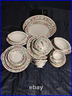 Noritake Constance (5213). 1951-1957 50 PC. 6 Settings Dinner Set Pre-Owned