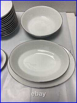 Noritake Dinnerware Set 6450 Q