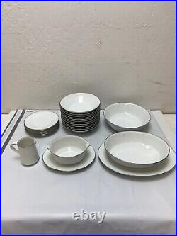 Noritake Dinnerware Set 6450 Q