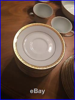 Noritake Fine China Essex Gold 4322 12 piece set. 96 pieces