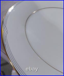 Noritake GOLDEN COVE Fine China Dinnerware Set service for 8 + serving (45pcs)