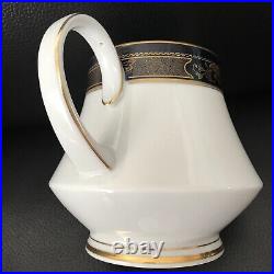 Noritake Grenoble china tea set teapot w lid 6 Cups & 6 Saucers With gold rim