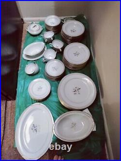 Noritake Holbrook U. S. Design Pat. Pend. 12 Seven Place Setgs + Serving Pcs. (90)