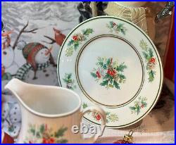 Noritake Holly 2228 Coffee Pot & Service For 8 withDessert Plates / 31 Piece Set
