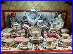 Noritake Holly 2228 Coffee Pot & Service For 8 withDessert Plates / 31 Piece Set