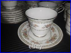 Noritake Homage 7236 Ivory China 8 Piece Set