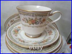 Noritake Homage Service for 14 Platter Creamer Sugar Excellent Condition 73 pcs