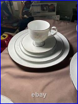 Noritake Ireland Anticipation Fine China Set 33 Pieces