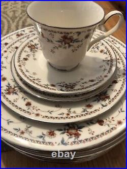 Noritake Ivory Adagio 7237 Five Pc Place Setting For Eight /40pcs