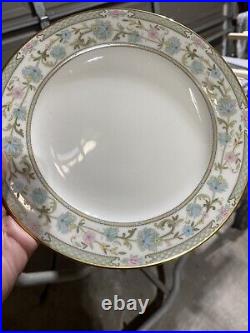 Noritake Ivory China Miyoshi Five Pc Place Setting For Eight/40pcs