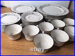 Noritake Ivory China NORMA 7016 (40 pieces) 8 settings / 5 Pieces Each