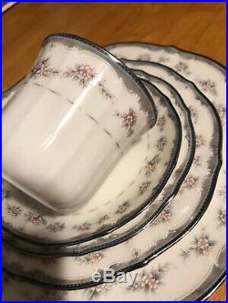 Noritake Ivory China Traviata 7327 Five Place Settings / 25pcs