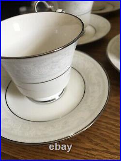 Noritake Ivory China Trudy 7087 Eight Place Settings /40pcs Plus Creamer &sugar