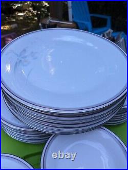 Noritake MALVERNE 3501 Dinnerware. 8 sets plus serving platter & bowl. 52 Pieces