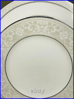 Noritake MONTVALE PLATINUM 5 PIECE PLACE SETTING Style 4807L White Bone China
