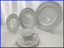 Noritake Model numberWHIT dinner set